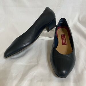 Easy Spirit Leather Kitten Heel Navy Blue Pumps, Women’s Size 8